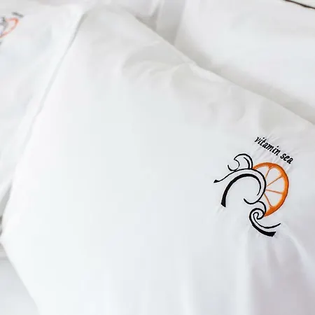 Vitamin Sea, The Sea View *