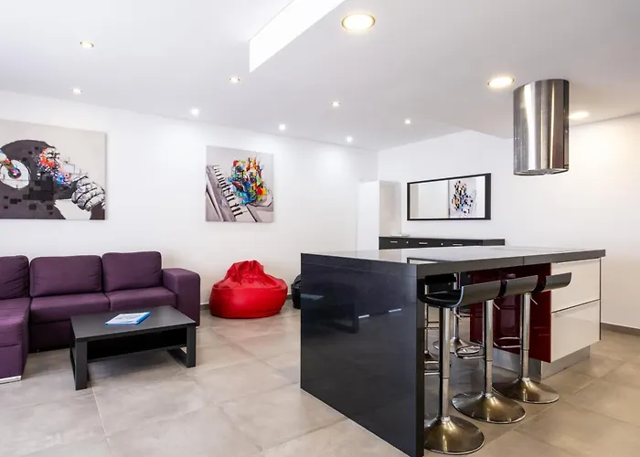 Vitamin Sea, The Sea View דירה בליאל